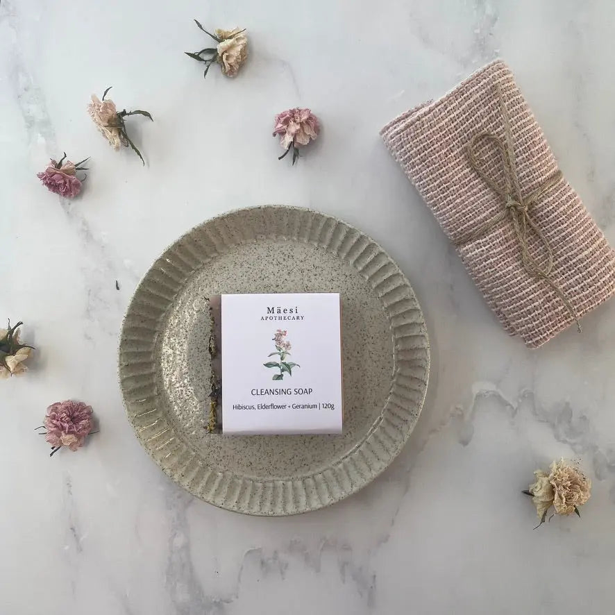 Cleansing Soap with Hibiscus, Elderflower + Geranium Mäesi Apothecary